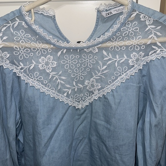Zara Tops - AMAZING CONDITION Zara Shirt